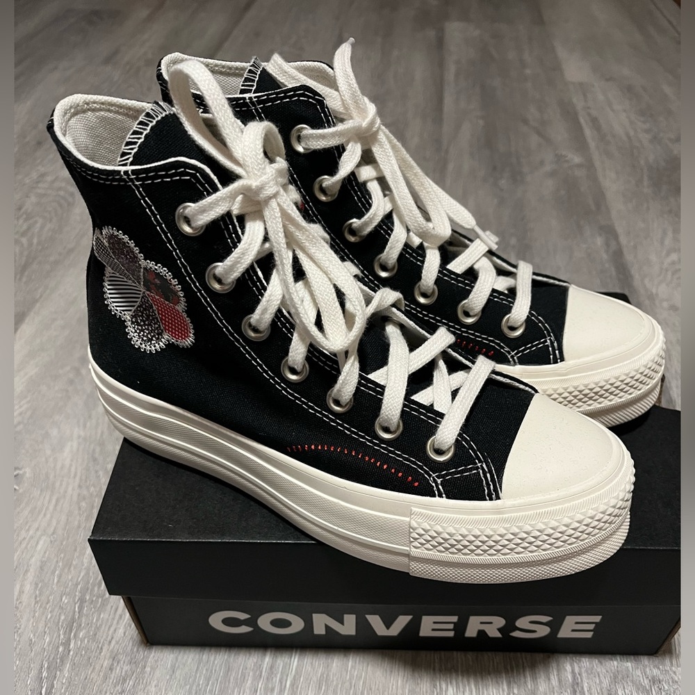 Hi-top converse.